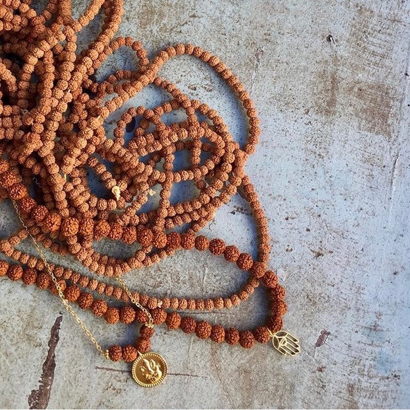 Rudraksha Mala with Hamsa - Picture 3 of 6